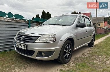 Седан Renault Logan 2011 в Киеве