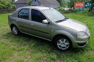 Седан Renault Logan 2011 в Києві