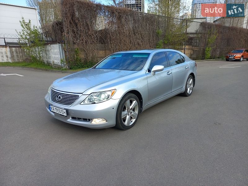 Седан Lexus LS 2007 в Киеве