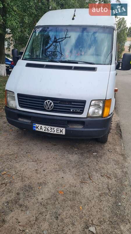 Грузовой фургон Volkswagen LT 2000 в Киеве