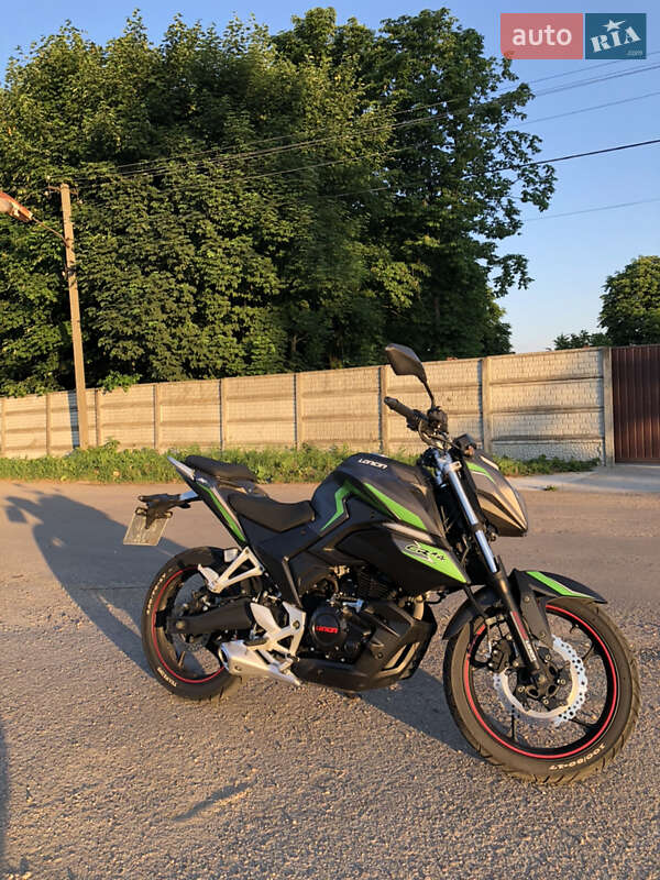Мотоцикл Без обтекателей (Naked bike) Loncin LX250-15 CR4 2020 в Ровно Мотоцикл Без обтекателей (Naked bike) Loncin LX250-15 CR4 2020 в Ровно
