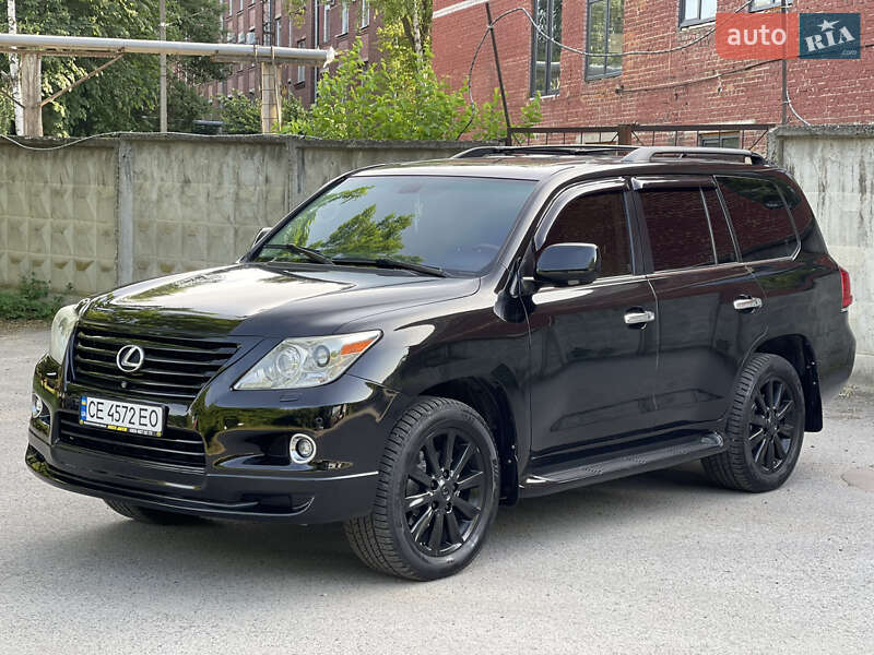 Внедорожник / Кроссовер Lexus LX 2010 в Черновцах