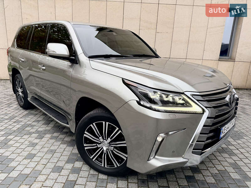 Внедорожник / Кроссовер Lexus LX 2016 в Днепре