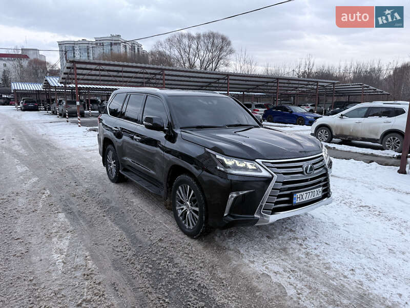 Внедорожник / Кроссовер Lexus LX 2016 в Киеве