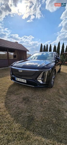 Седан Cadillac Lyriq 2024 в Ровно