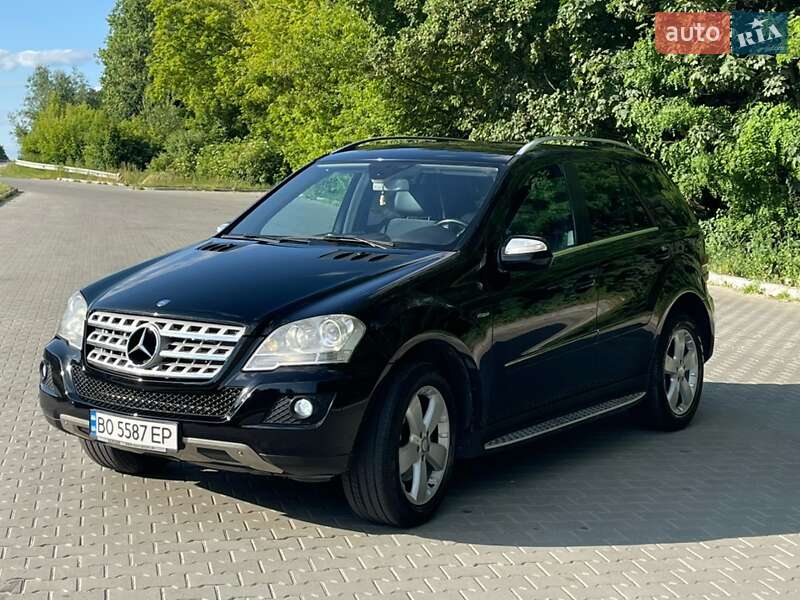Внедорожник / Кроссовер Mercedes-Benz M-Class 2009 в Тернополе