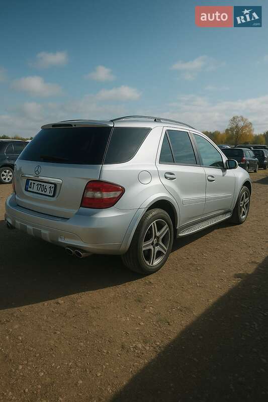 Позашляховик / Кросовер Mercedes-Benz M-Class 2006 в Івано-Франківську Позашляховик / Кросовер Mercedes-Benz M-Class 2006 в Івано-Франківську
