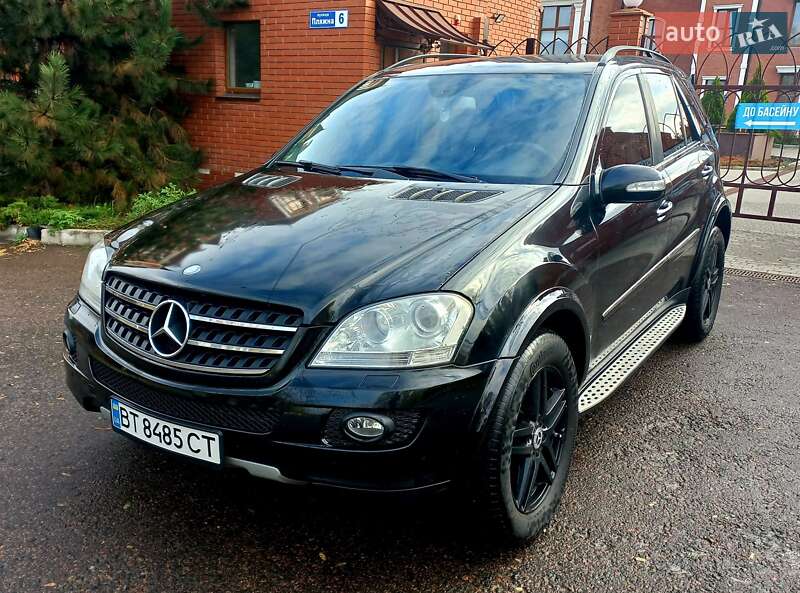 Внедорожник / Кроссовер Mercedes-Benz M-Class 2007 в Черноморске