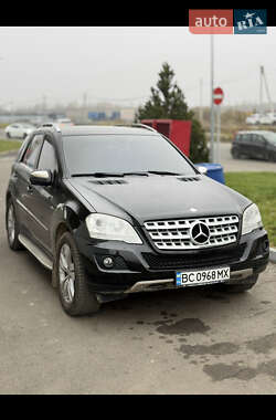 Внедорожник / Кроссовер Mercedes-Benz M-Class 2009 в Львове