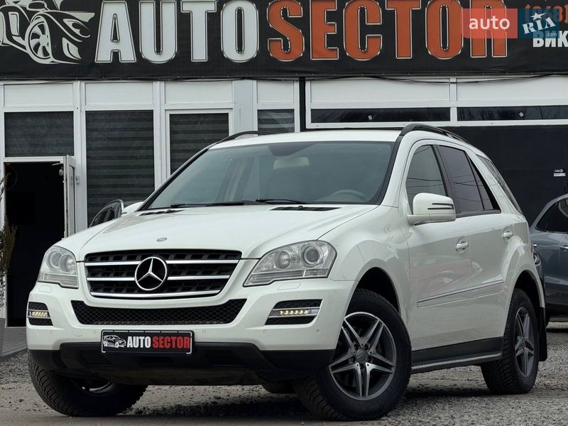 Внедорожник / Кроссовер Mercedes-Benz M-Class 2010 в Харькове