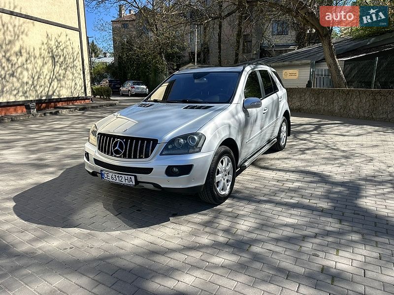 Позашляховик / Кросовер Mercedes-Benz M-Class 2006 в Чернівцях
