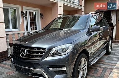 Позашляховик / Кросовер Mercedes-Benz M-Class 2012 в Чернівцях Позашляховик / Кросовер Mercedes-Benz M-Class 2012 в Чернівцях