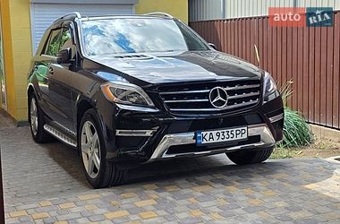 Позашляховик / Кросовер Mercedes-Benz M-Class 2014 в Києві