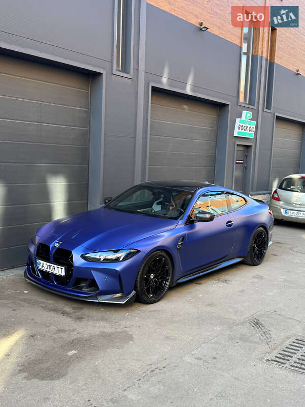 Купе BMW M4 2021 в Киеве