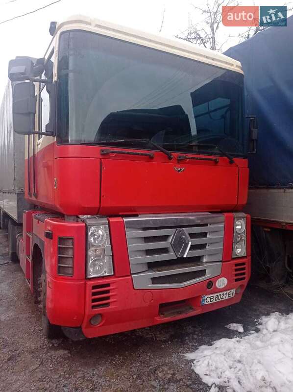 Тягач Renault Magnum 2004 в Чернигове