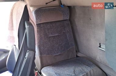 Тягач Renault Magnum 2006 в Львові