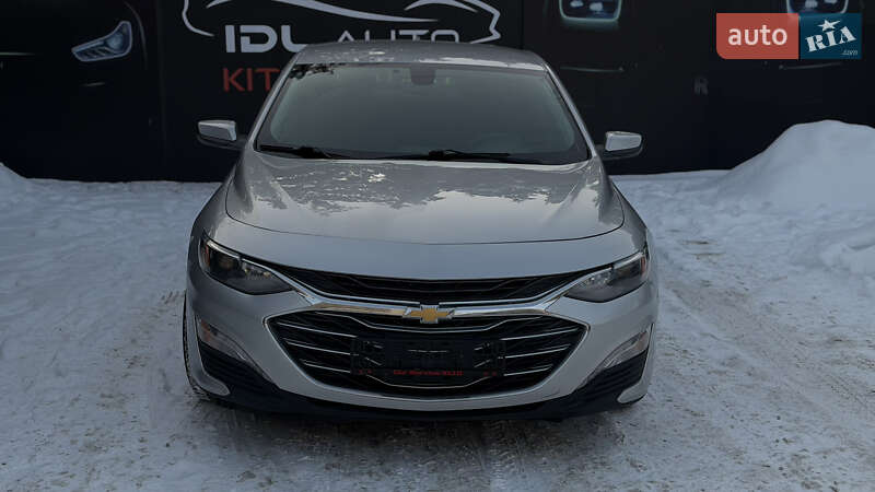 Седан Chevrolet Malibu 2020 в Киеве