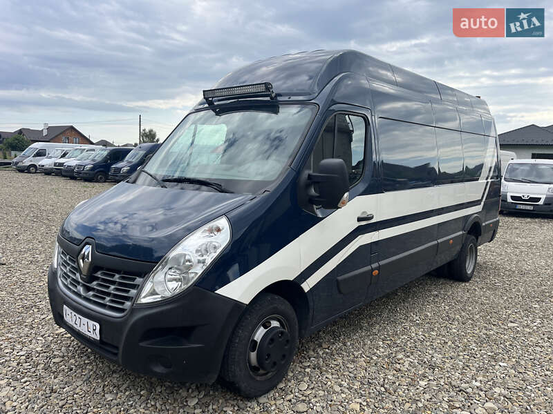 Вантажний фургон Renault Master 2016 в Стрию