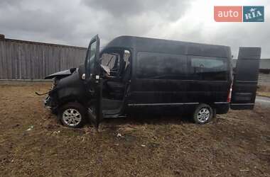 Грузопассажирский фургон Renault Master 2015 в Черновцах