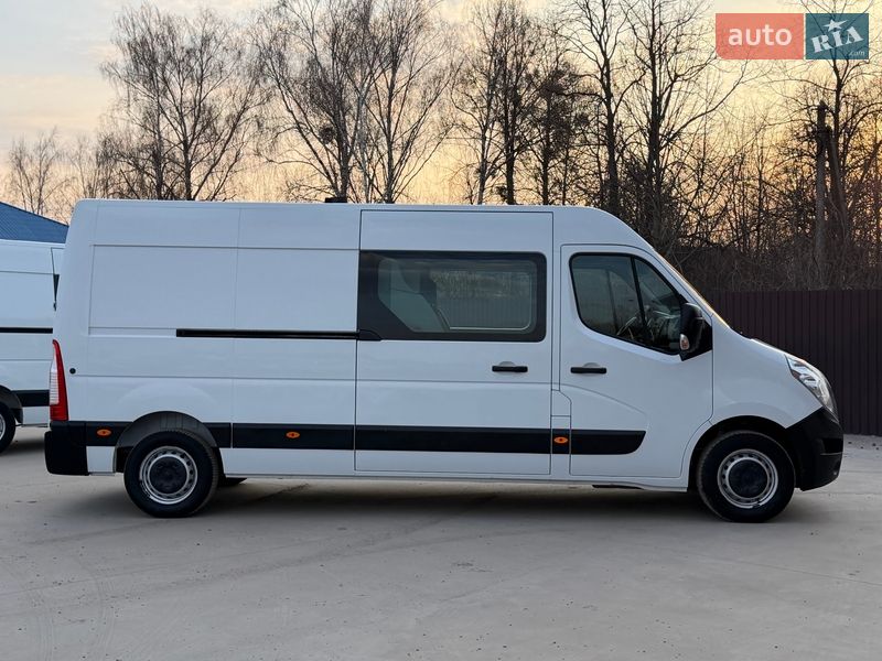 Вантажопасажирський фургон Renault Master 2017 в Луцьку