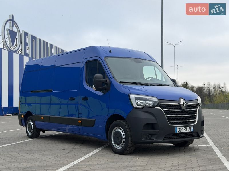 Вантажний фургон Renault Master 2022 в Дубні