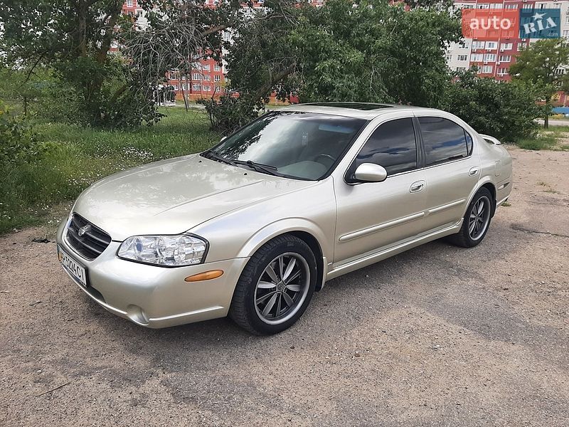 Седан Nissan Maxima 2002 в Запорожье
