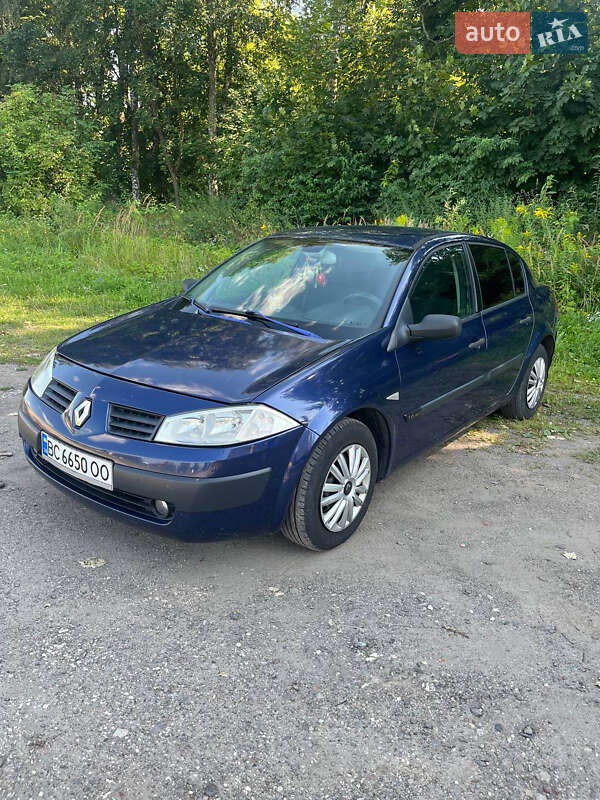 Седан Renault Megane 2003 в Городке Седан Renault Megane 2003 в Городке