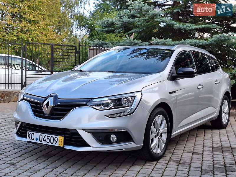 Универсал Renault Megane 2018 в Сваляве Универсал Renault Megane 2018 в Сваляве