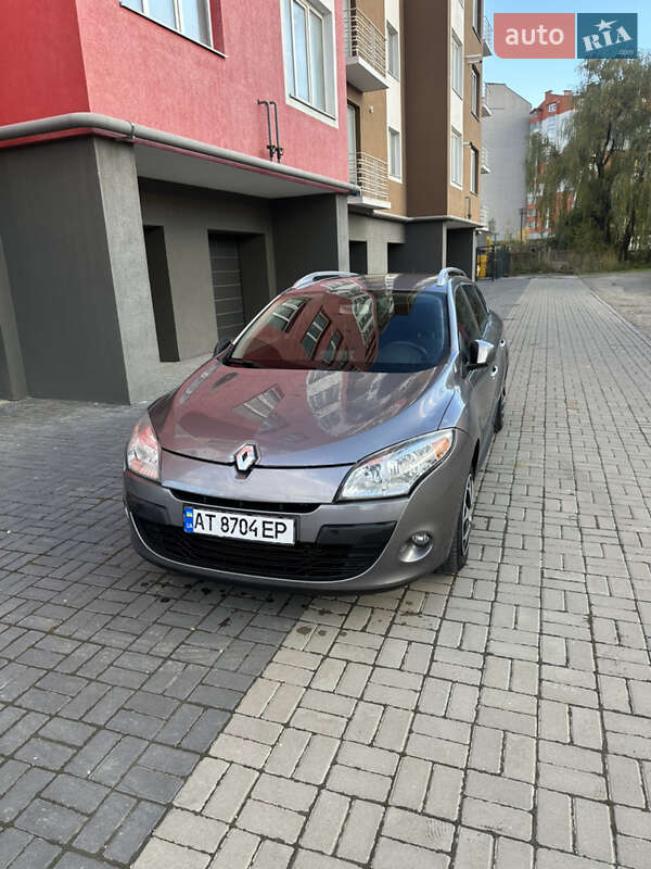 Универсал Renault Megane 2011 в Ивано-Франковске