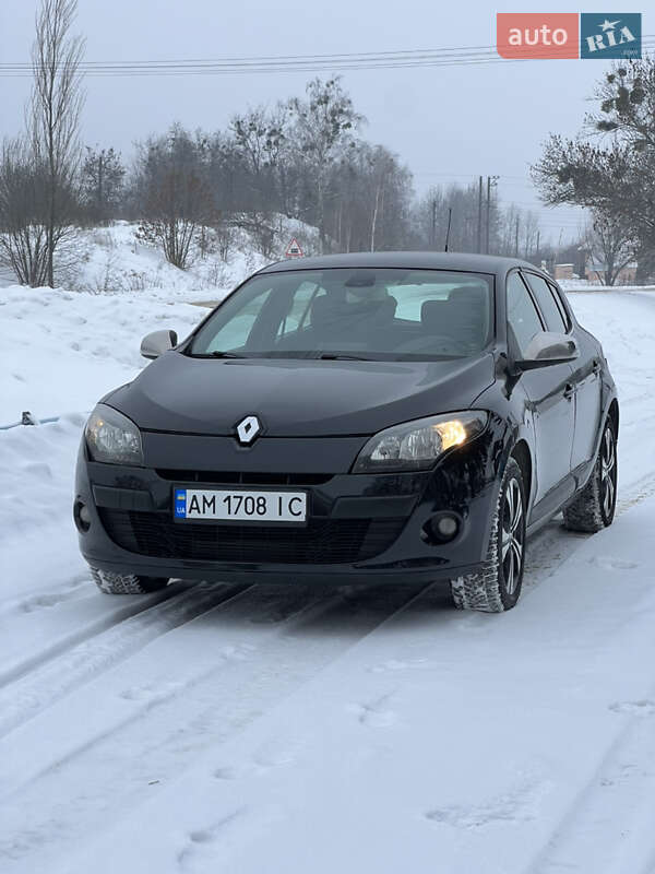 Хэтчбек Renault Megane 2012 в Малине