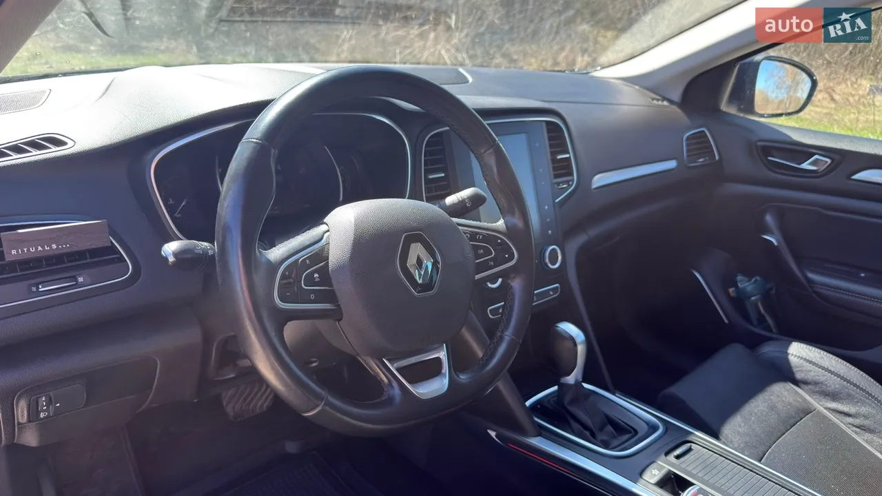 Renault Megane 2017 photo 3