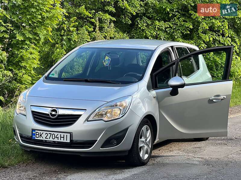 Мікровен Opel Meriva 2011 в Дубні