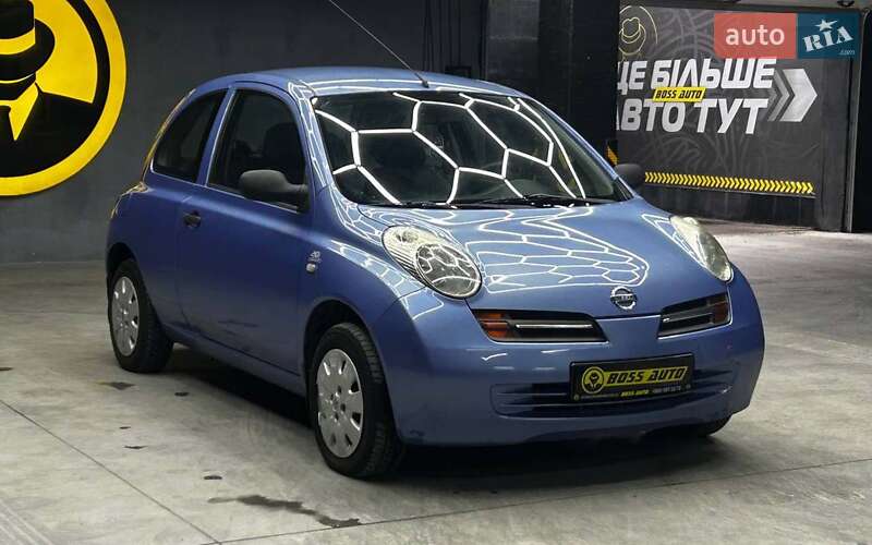 Хэтчбек Nissan Micra 2004 в Черновцах