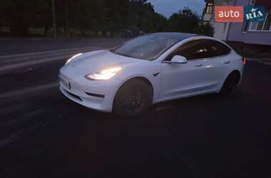 Седан Tesla Model 3 2020 в Шепетівці Седан Tesla Model 3 2020 в Шепетівці