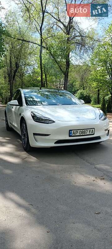 Седан Tesla Model 3 2021 в Запорожье