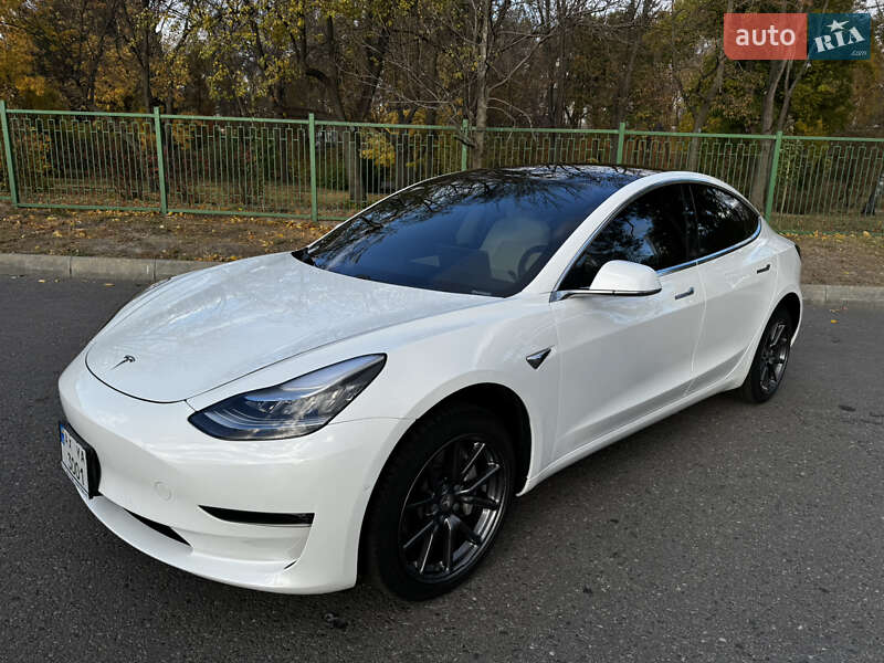 Седан Tesla Model 3 2019 в Харькове