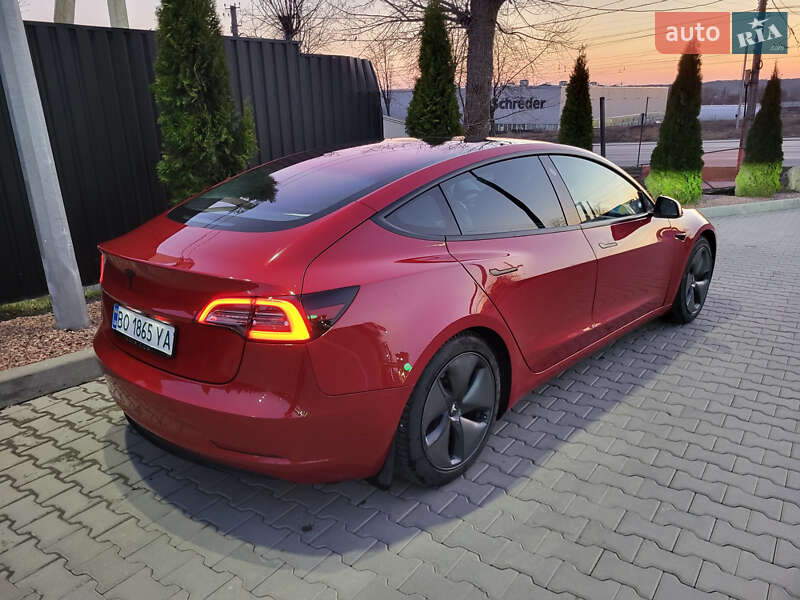 Седан Tesla Model 3 2018 в Тернополе