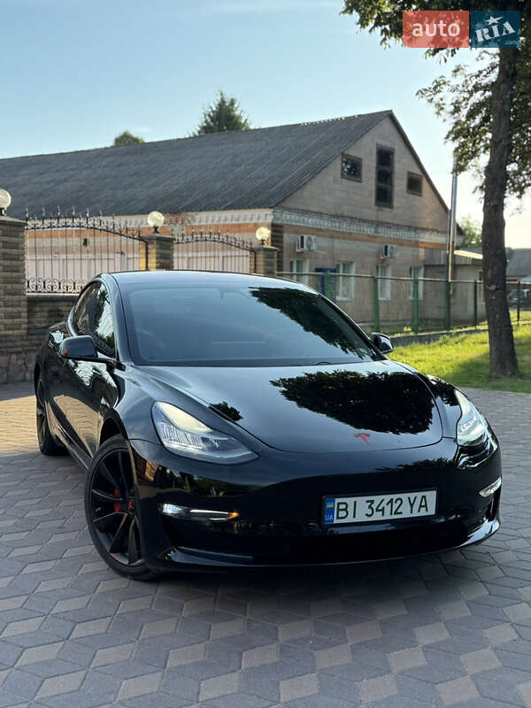 Седан Tesla Model 3 2019 в Лубнах Седан Tesla Model 3 2019 в Лубнах