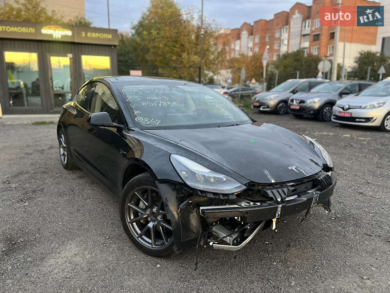 Седан Tesla Model 3 2023 в Луцке Седан Tesla Model 3 2023 в Луцке