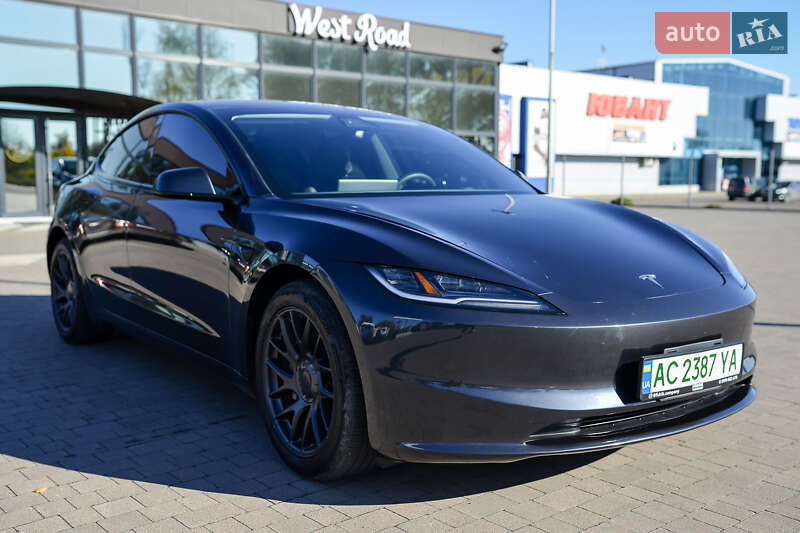 Седан Tesla Model 3 2024 в Ковеле