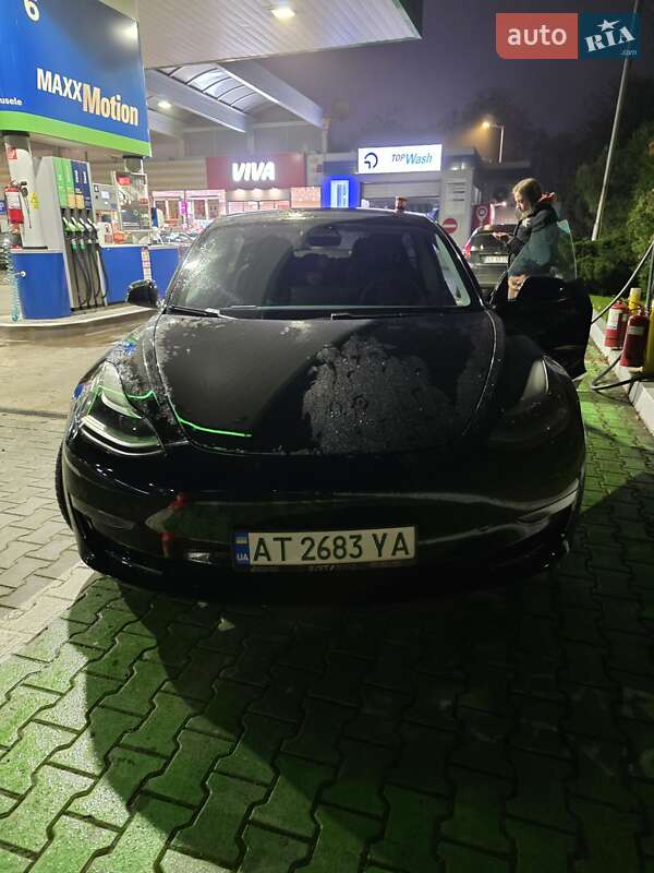 Седан Tesla Model 3 2021 в Белгороде-Днестровском Седан Tesla Model 3 2021 в Белгороде-Днестровском