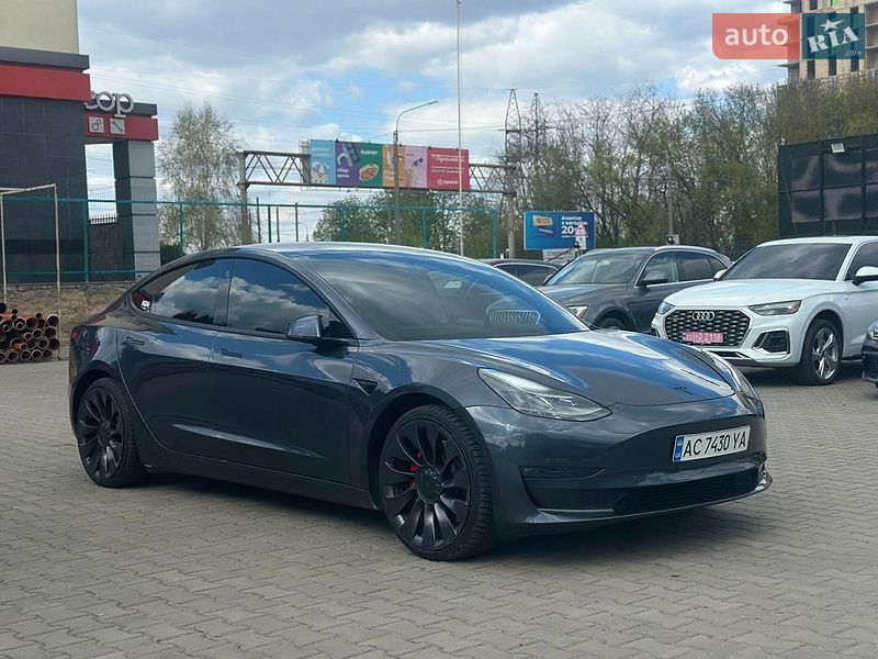 Седан Tesla Model 3 2021 в Луцьку Седан Tesla Model 3 2021 в Луцьку