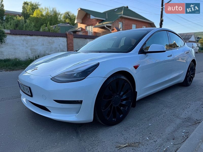 Седан Tesla Model 3 2022 в Хмельницькому