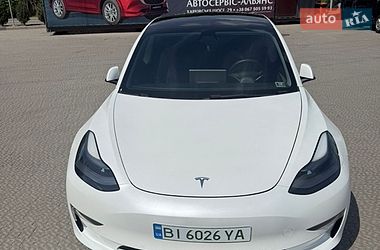 Седан Tesla Model 3 2021 в Полтаве