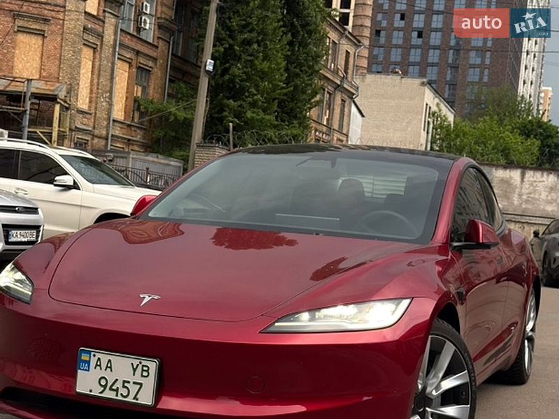 Седан Tesla Model 3 2024 в Києві Седан Tesla Model 3 2024 в Києві