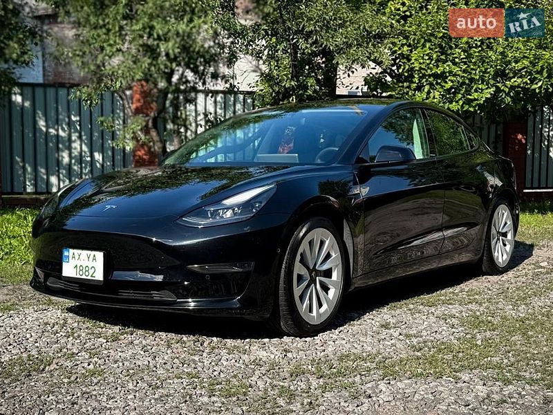 Седан Tesla Model 3 2021 в Харькове