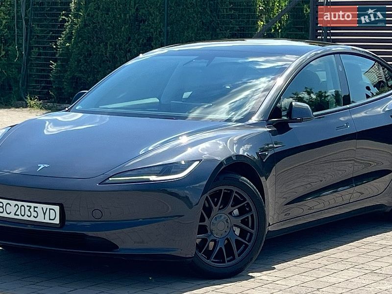 Седан Tesla Model 3 2024 в Стрые Седан Tesla Model 3 2024 в Стрые