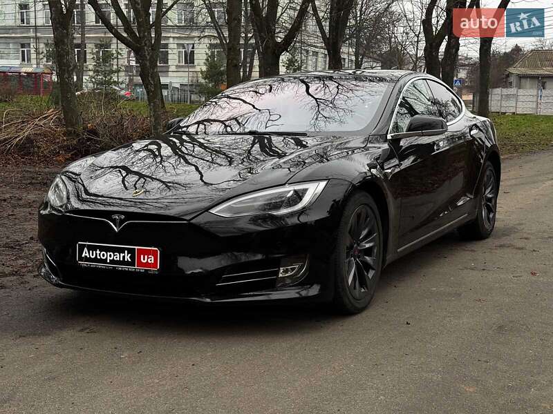Лифтбек Tesla Model S 2019 в Киеве Лифтбек Tesla Model S 2019 в Киеве