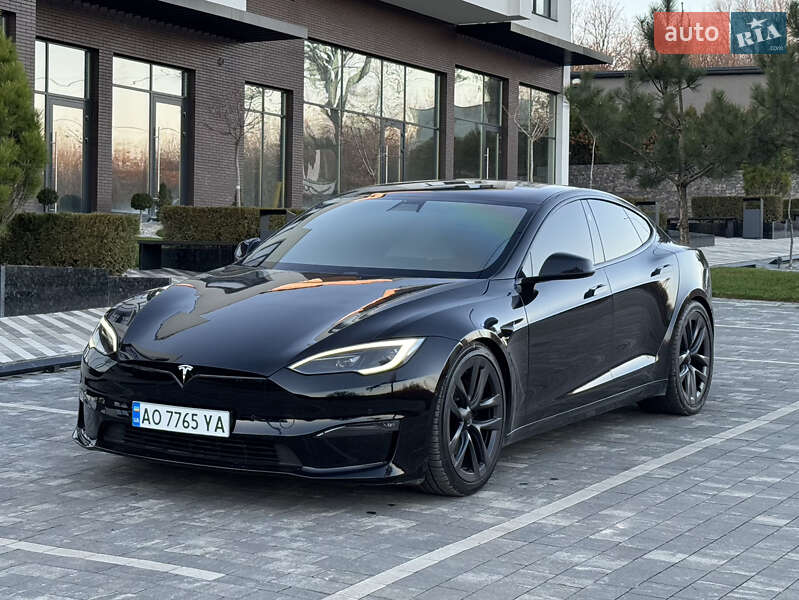 Лифтбек Tesla Model S 2022 в Ужгороде