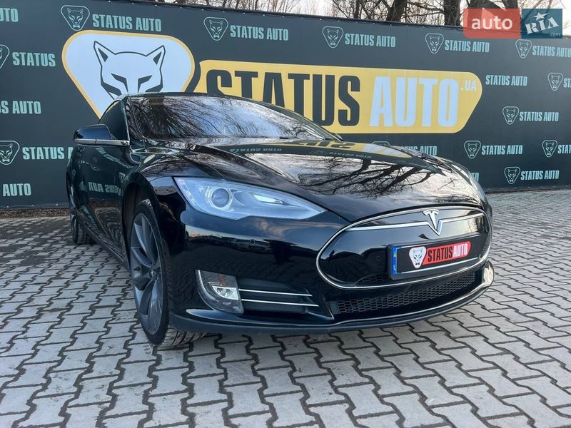 Лифтбек Tesla Model S 2013 в Хмельницком